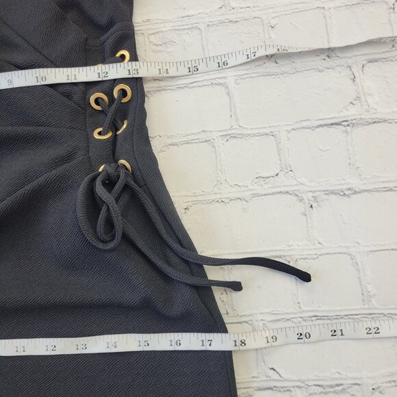 Tahari Woman’s Black Side Lace Up Faux Wrap Dress size 2 - Picture 6 of 13